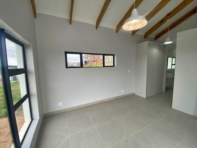 4 Bed House in Tergniet photo number 5