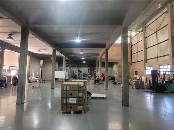 3 500  m² Industrial space