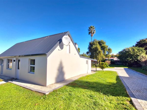 2 Bedroom House 2 Bedroom House