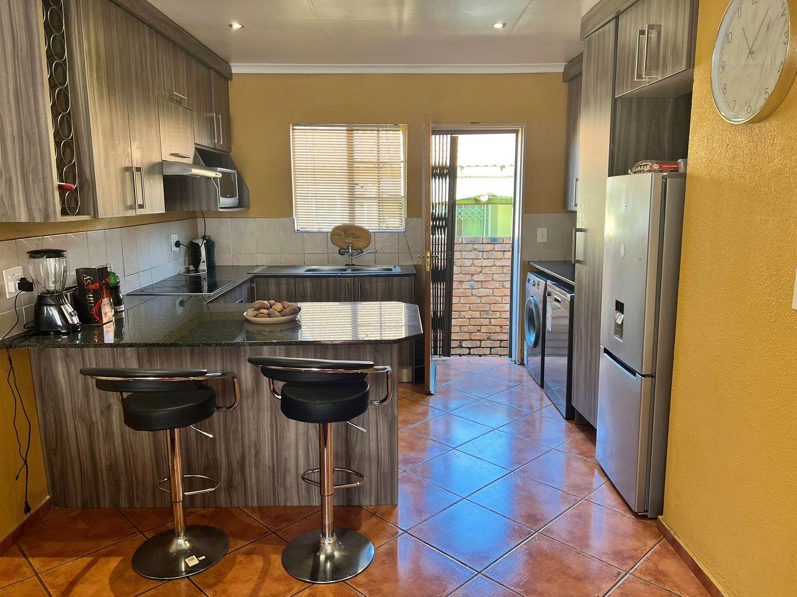 3 Bed Townhouse in Rooihuiskraal photo number 10
