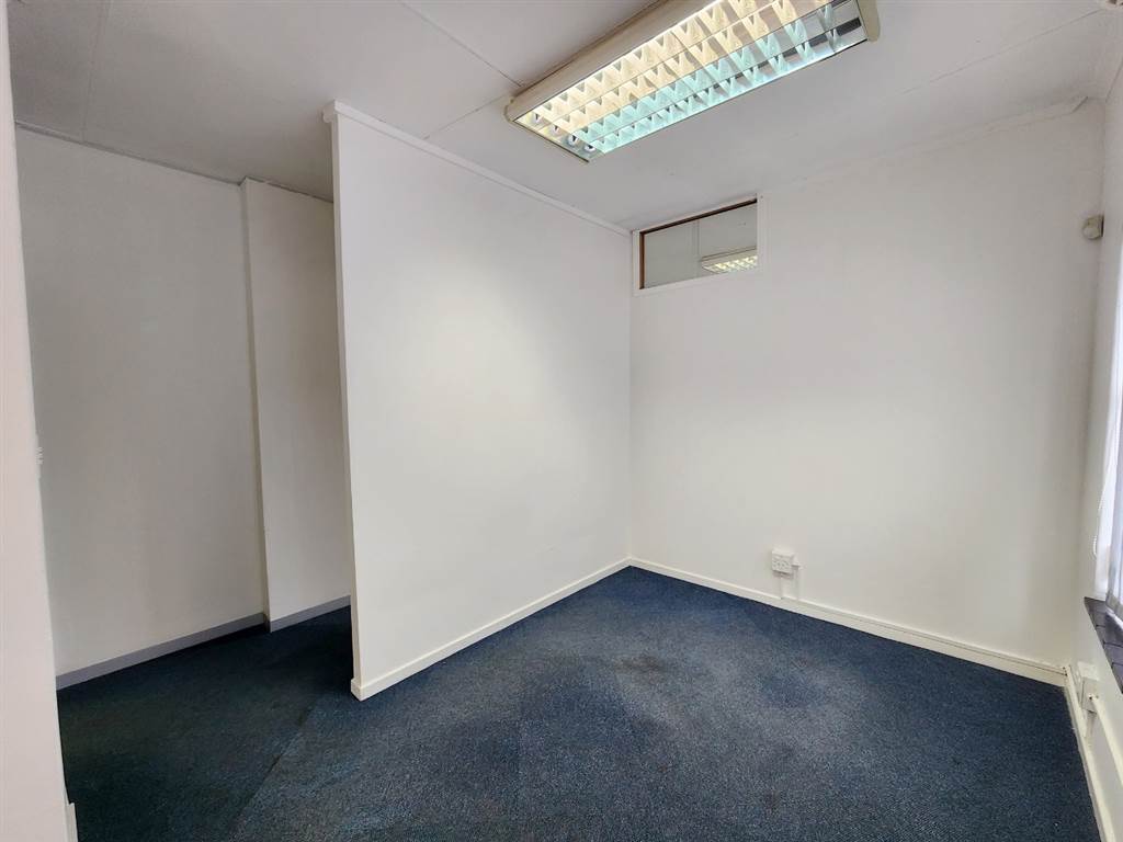 115  m² Commercial space in Eduanpark photo number 21