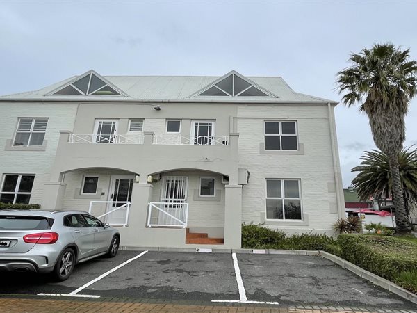 77  m² Commercial space in Durbanville Central