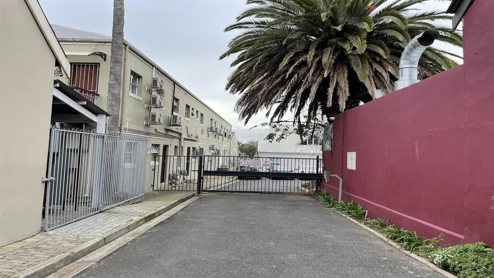 77  m² Commercial space in Durbanville Central photo number 13