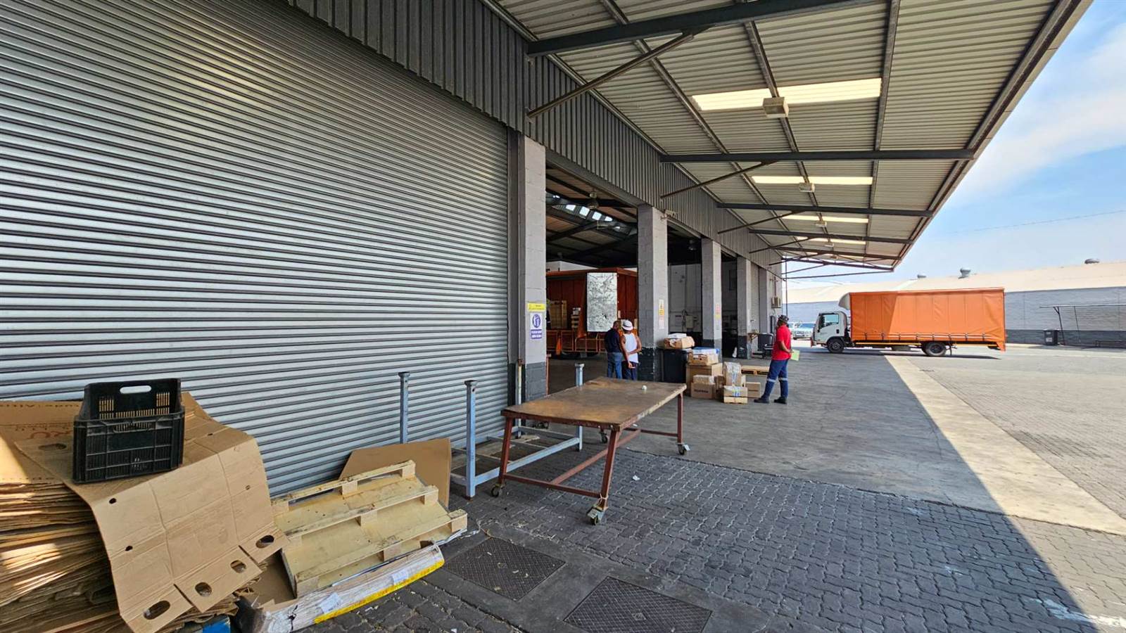 1096  m² Industrial space in Airport Industria photo number 7