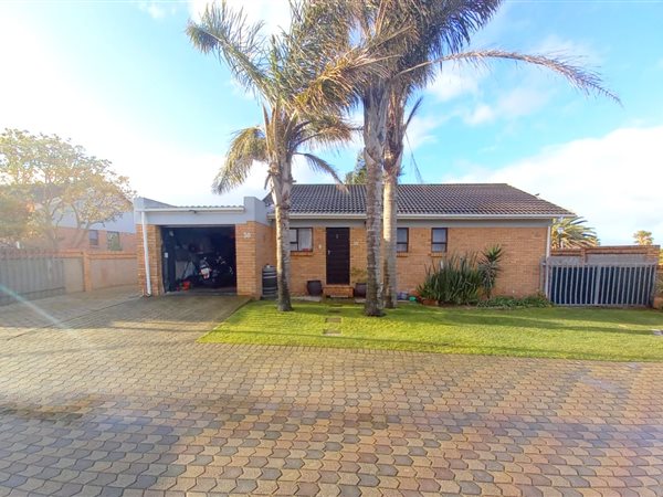 3 Bedroom Townhouse 3 Bedroom Townhouse