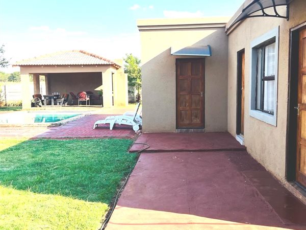 4 Bed House in Clarina