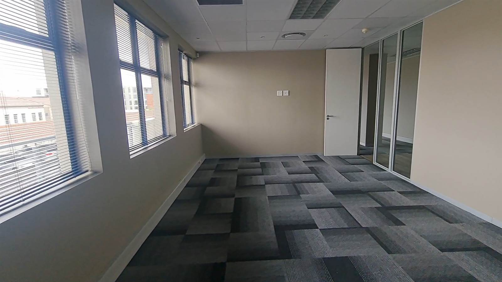 244  m² Commercial space in Century City photo number 6
