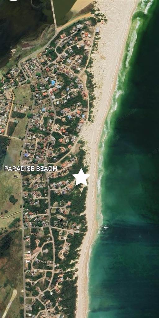 750 m² Land available in Paradise Beach photo number 1