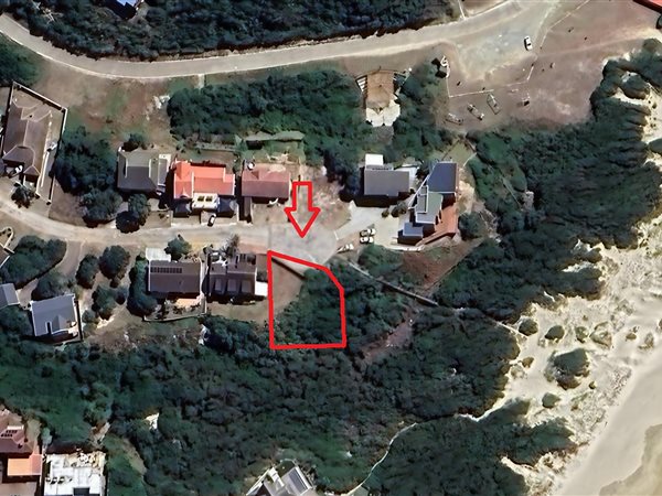 750 m² Land