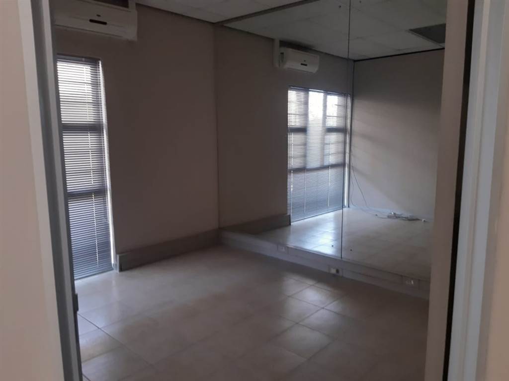 77  m² Commercial space in Polokwane Central photo number 3