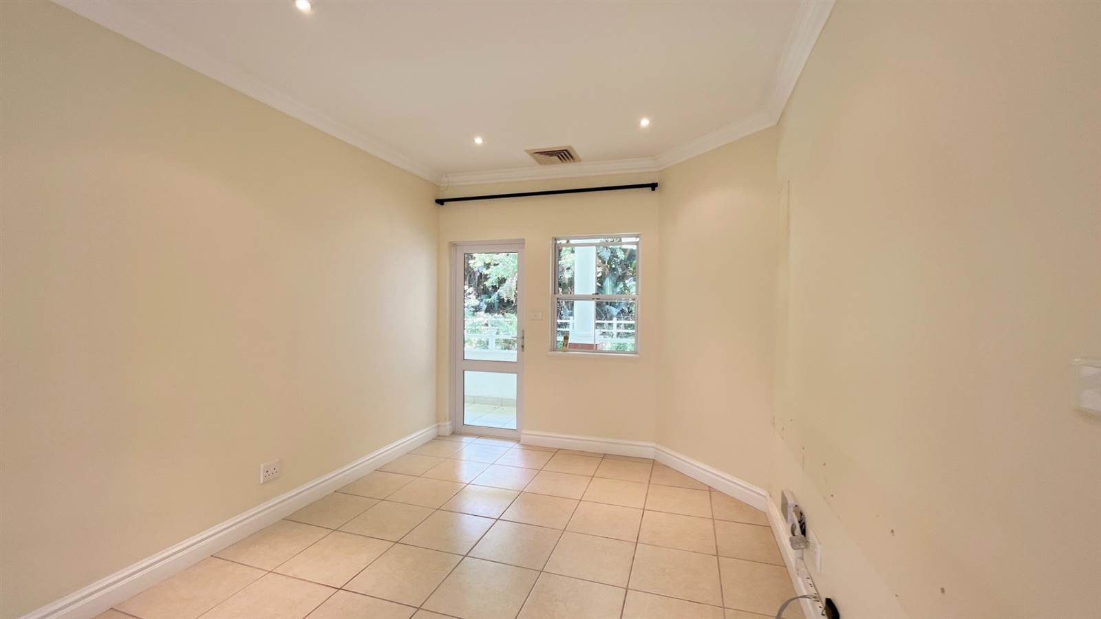 4 Bed House in Mt Edgecombe Estate 1 & 2 photo number 17