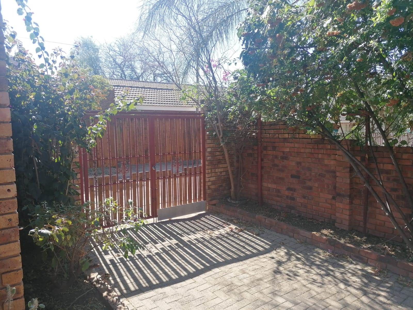 3 Bed House in Modimolle photo number 23