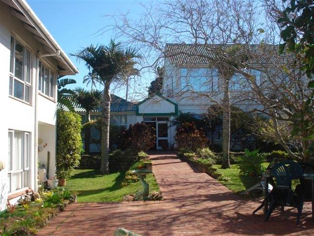 2 Bed Townhouse in Scottburgh Central photo number 15