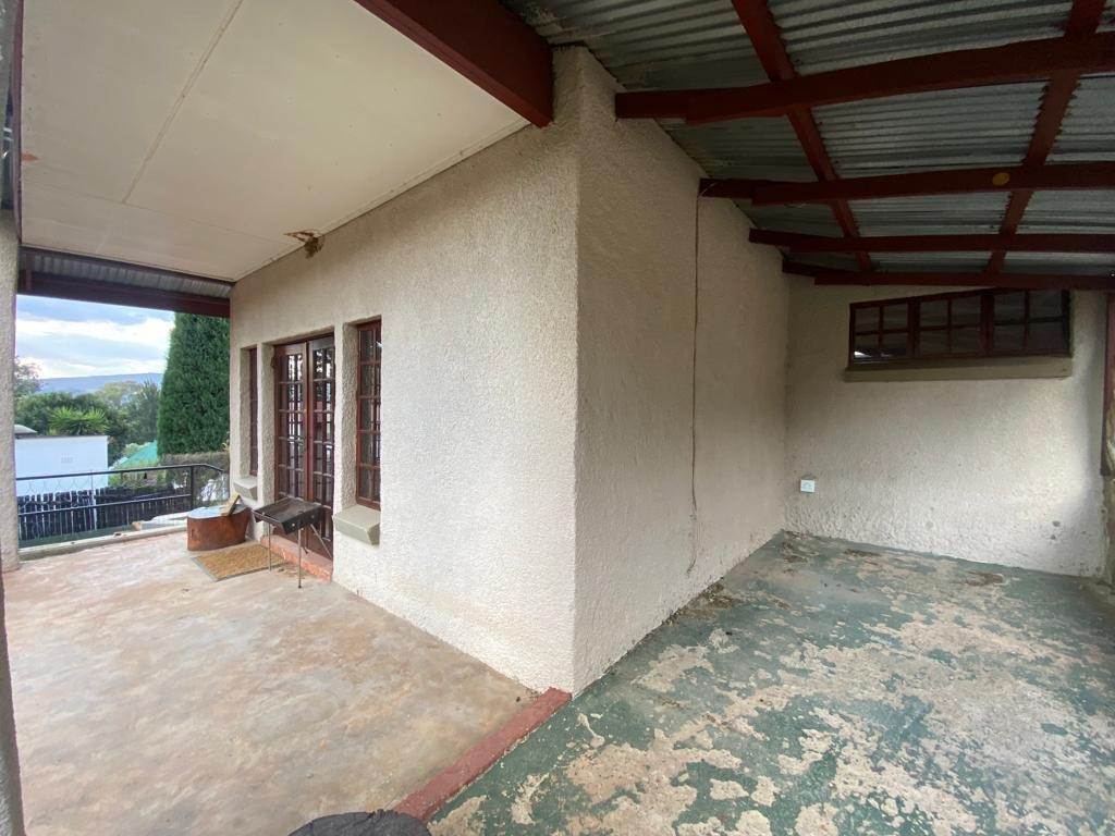 4 Bed House in Waterval Boven photo number 27