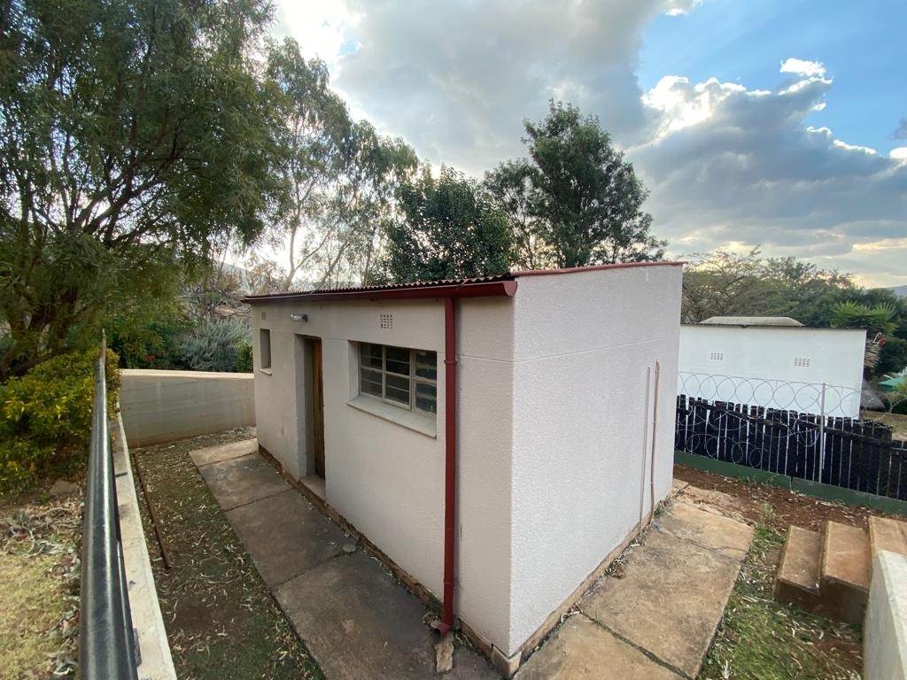 4 Bed House in Waterval Boven photo number 23