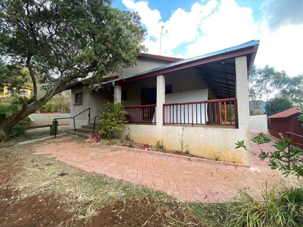 4 Bed House in Waterval Boven photo number 1