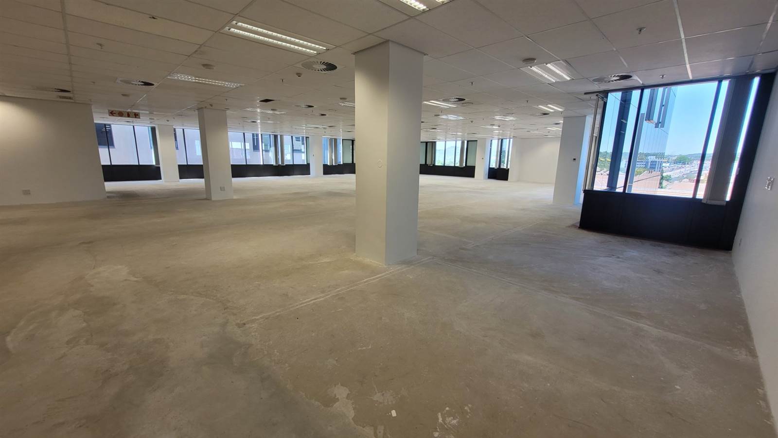 983  m² Office Space in Menlyn photo number 6