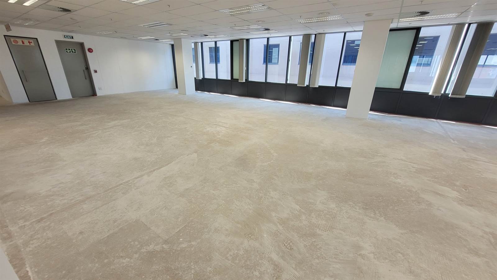983  m² Office Space in Menlyn photo number 7