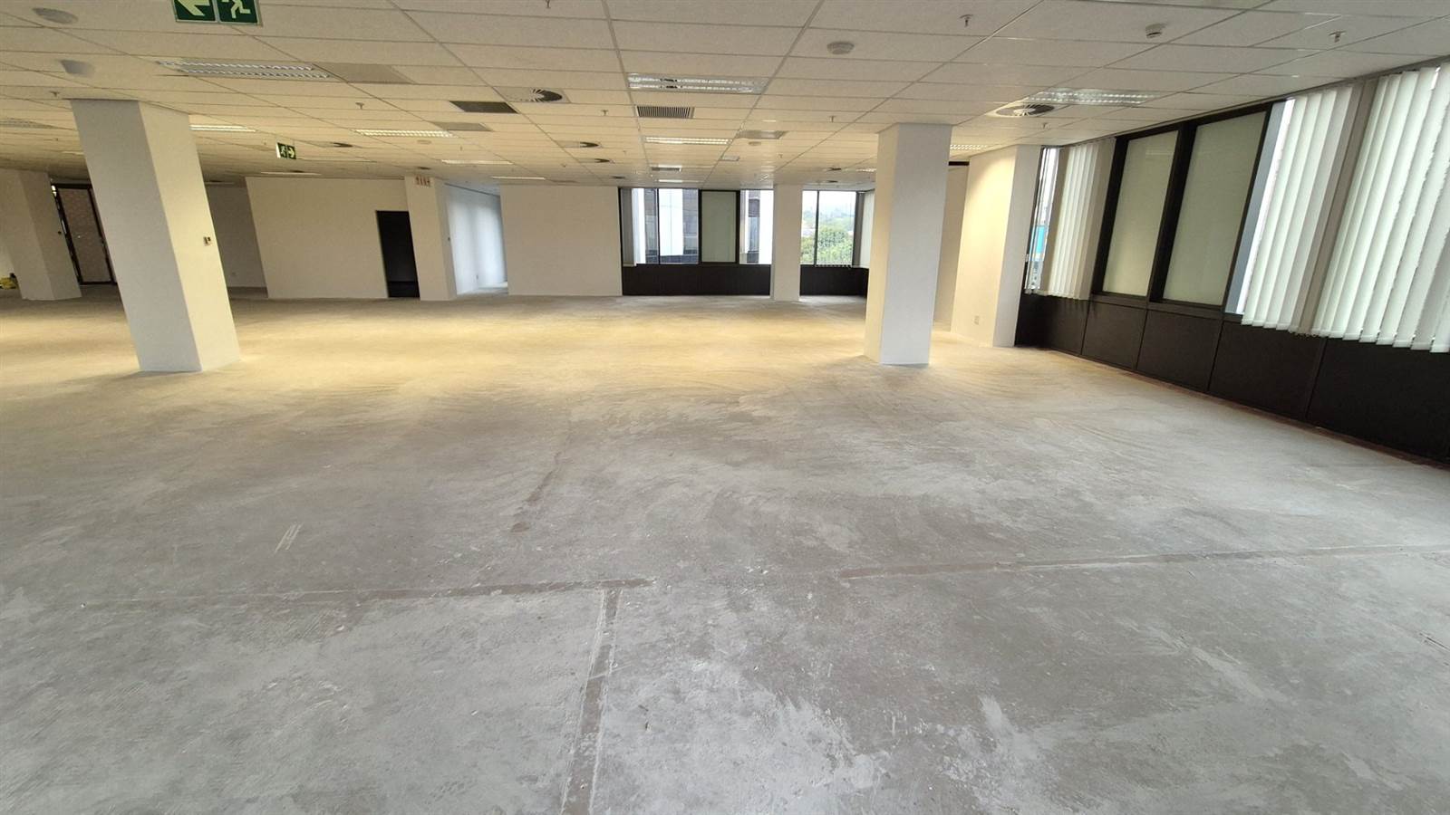 983  m² Office Space in Menlyn photo number 10