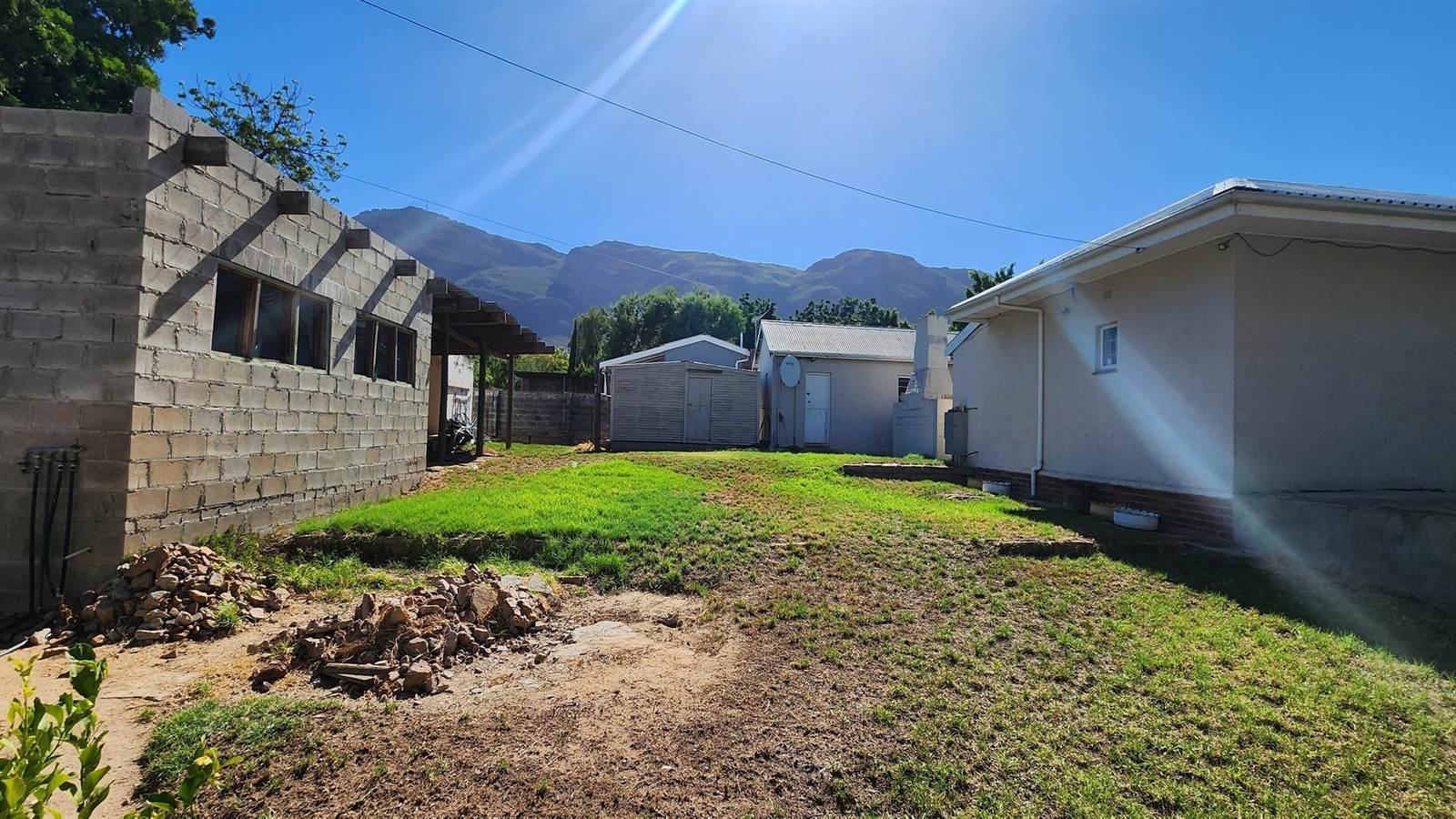 3 Bed House in Piketberg photo number 25