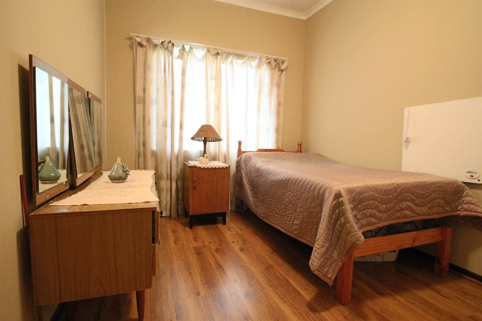 4 Bed Duet in Garsfontein photo number 11