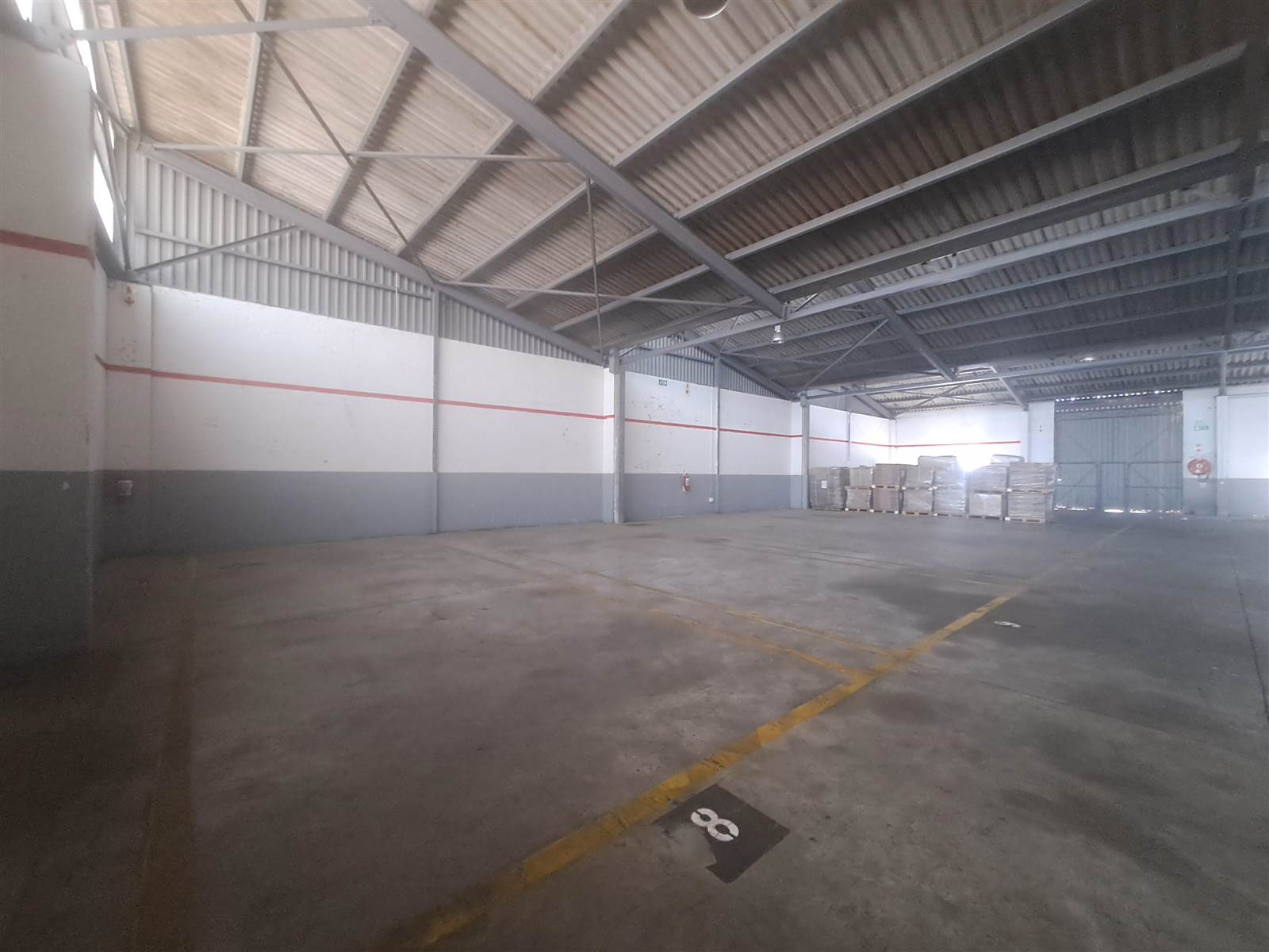 3000  m² Industrial space in Airport Industria photo number 14