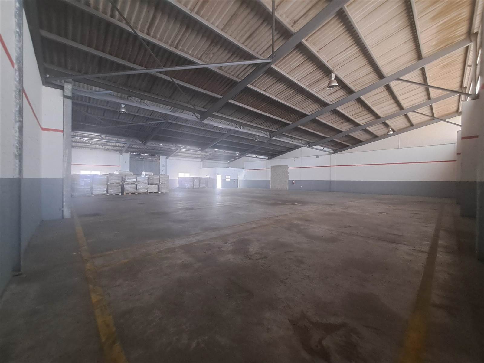 3000  m² Industrial space in Airport Industria photo number 17