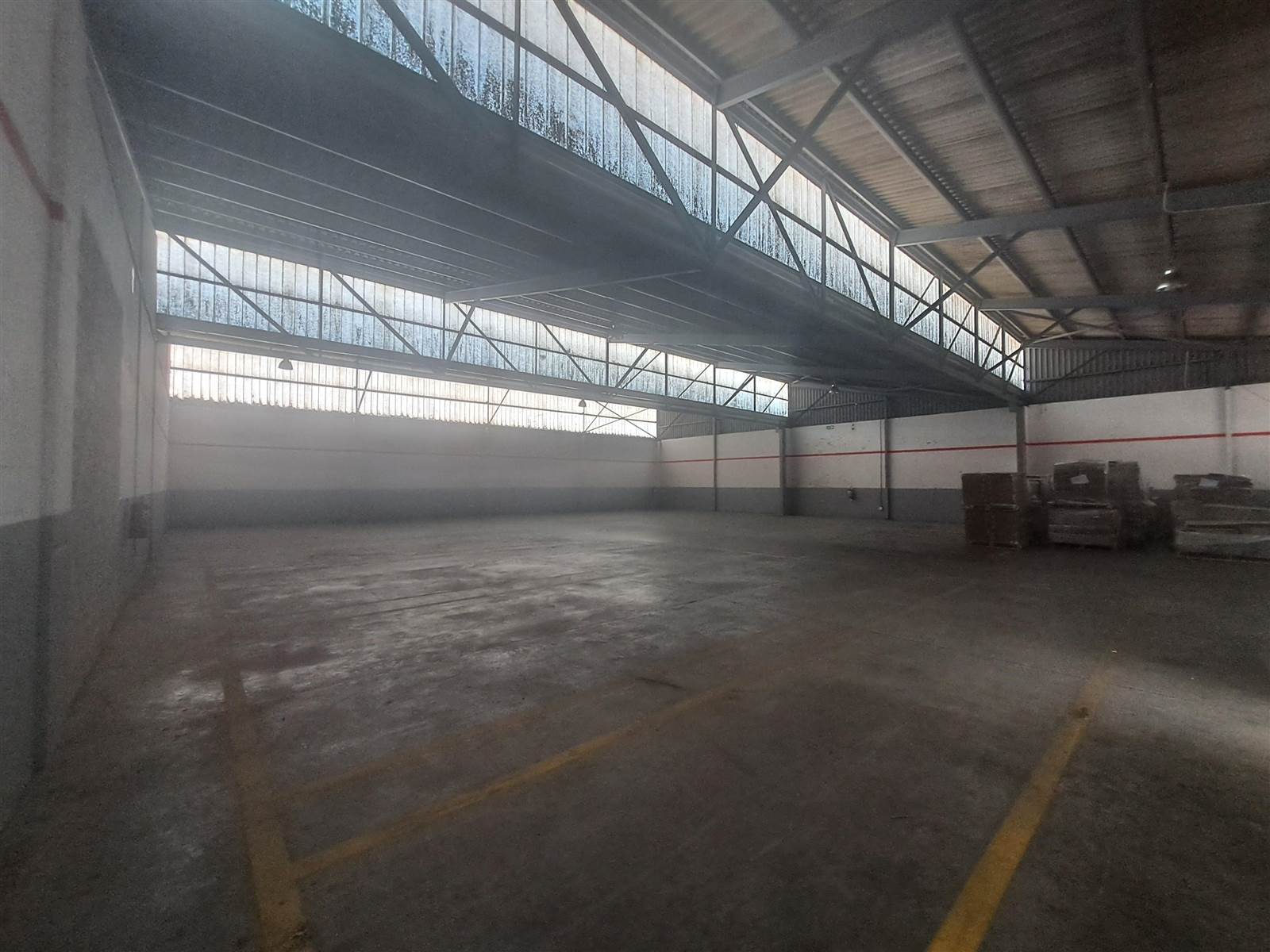 3000  m² Industrial space in Airport Industria photo number 9