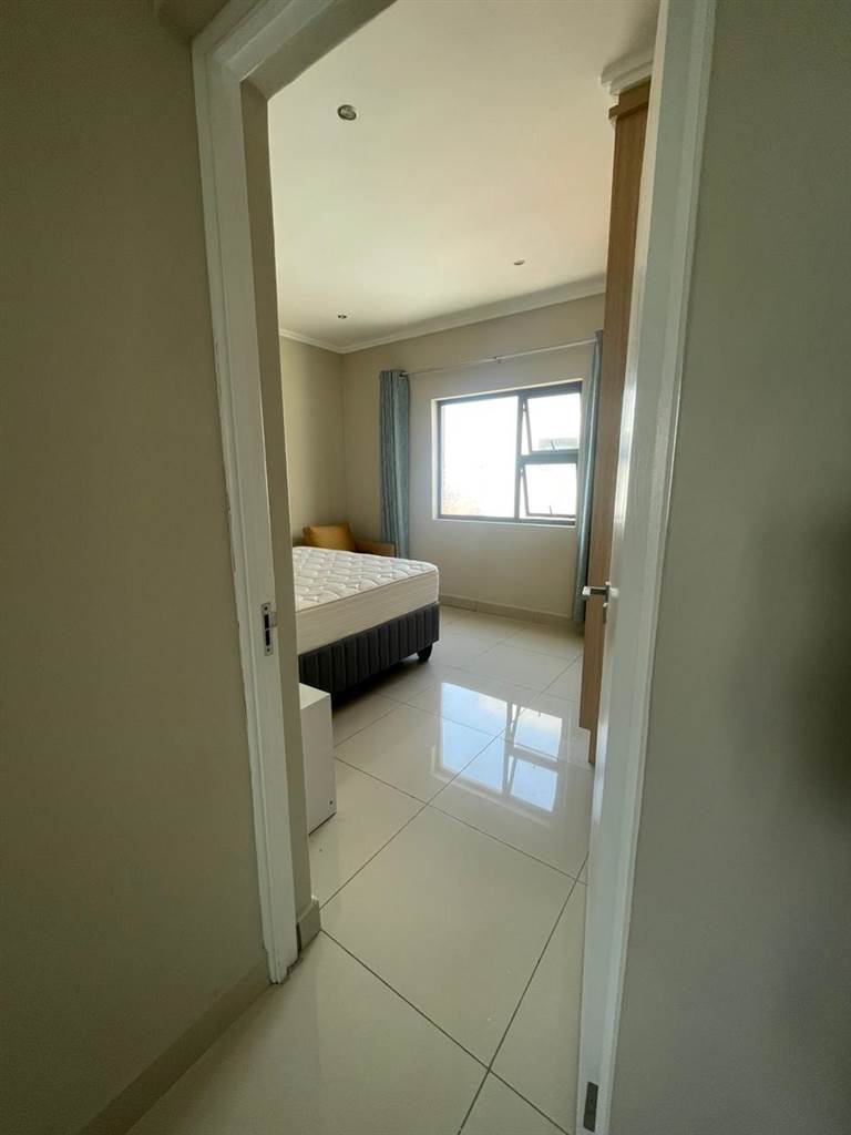 1 Bed House in Umhlanga Rocks photo number 16