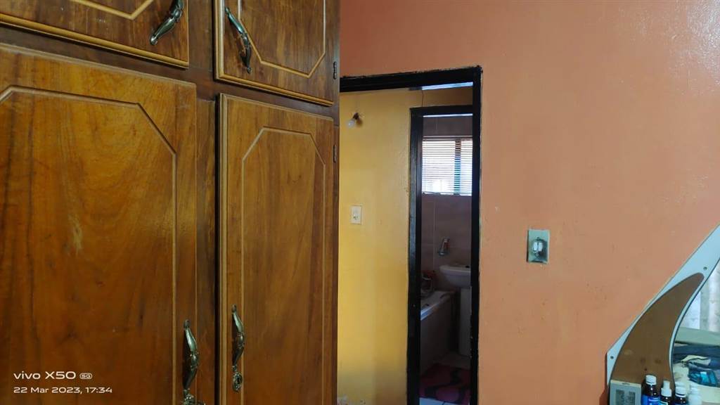 4 Bed House in Mabopane photo number 21