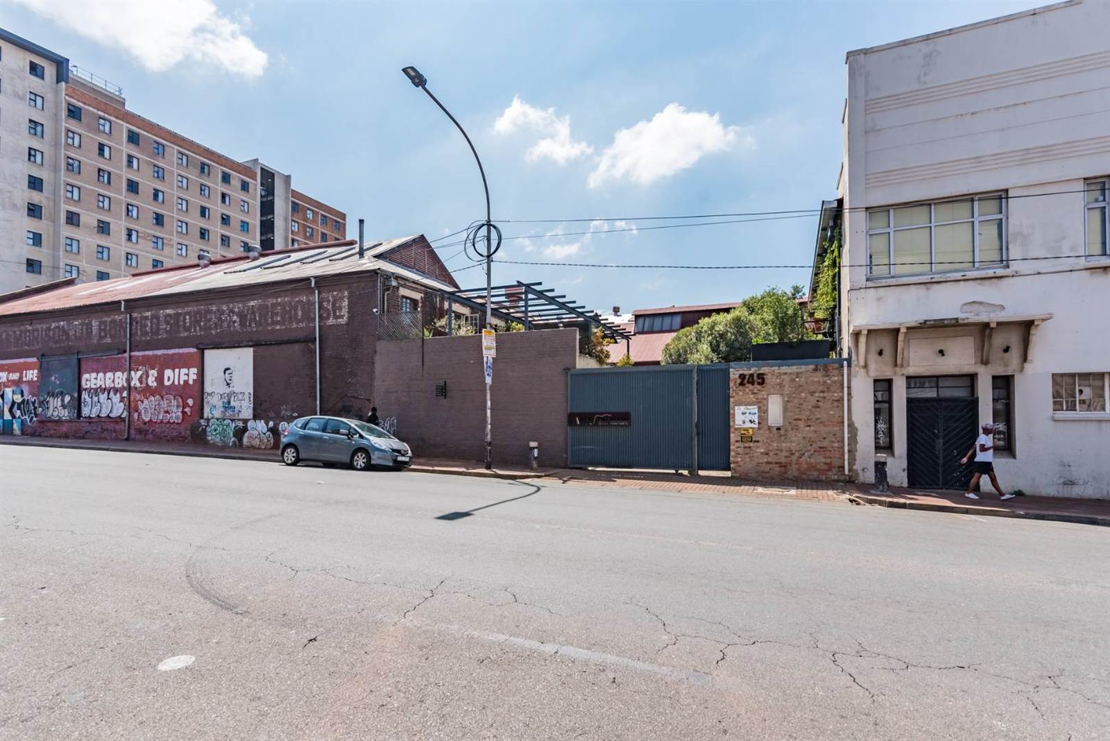 90  m² Retail Space in Maboneng photo number 1
