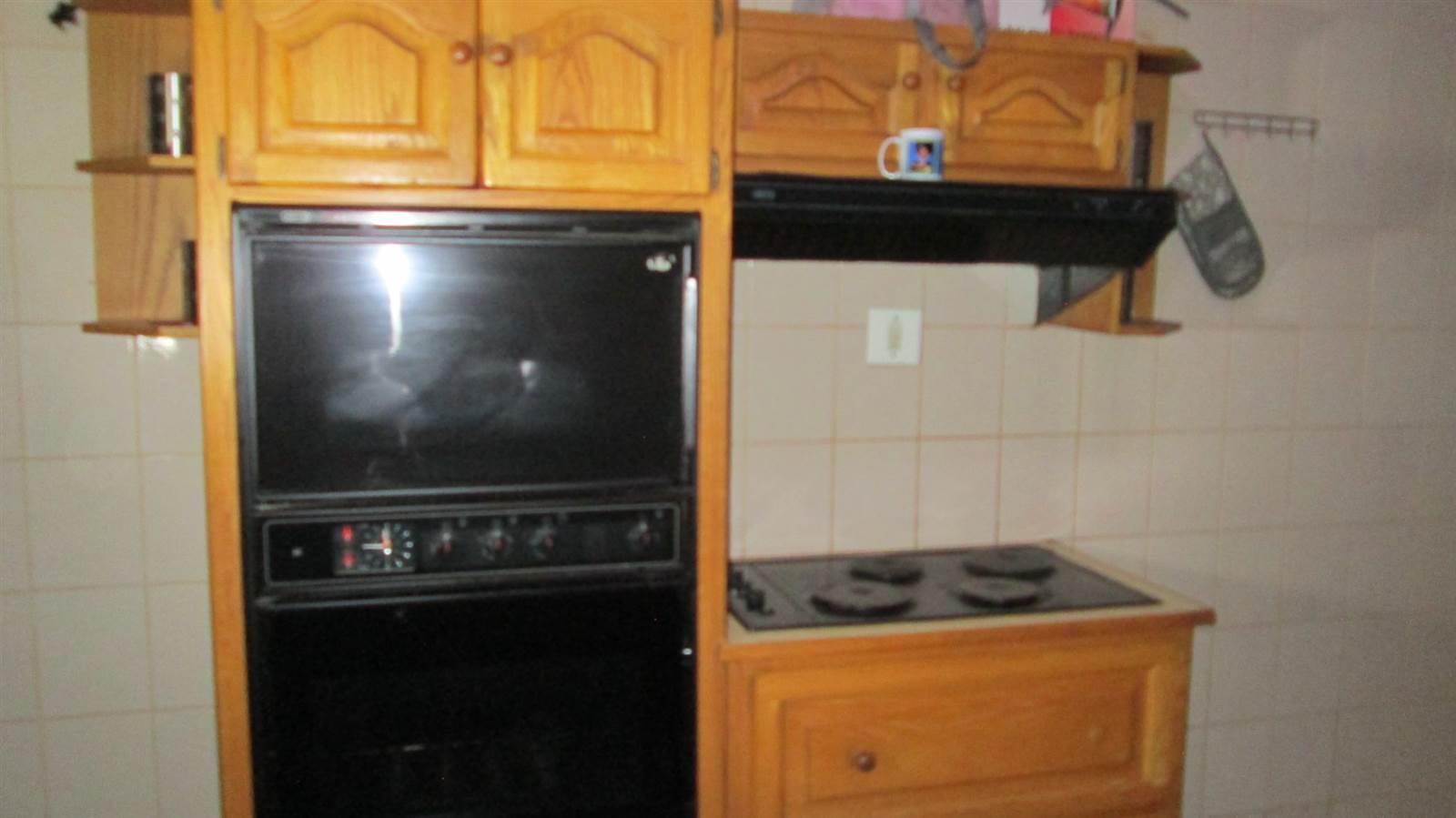 7 Bed House in Soshanguve photo number 14