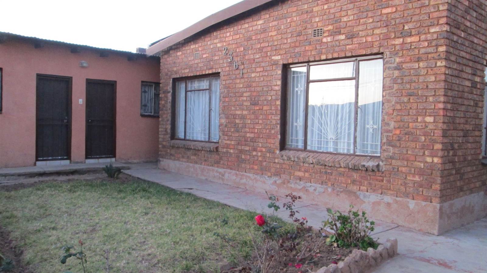7 Bed House in Soshanguve photo number 4