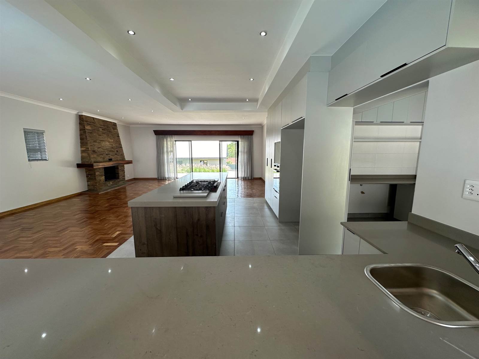 4 Bed House in Groenkloof photo number 13