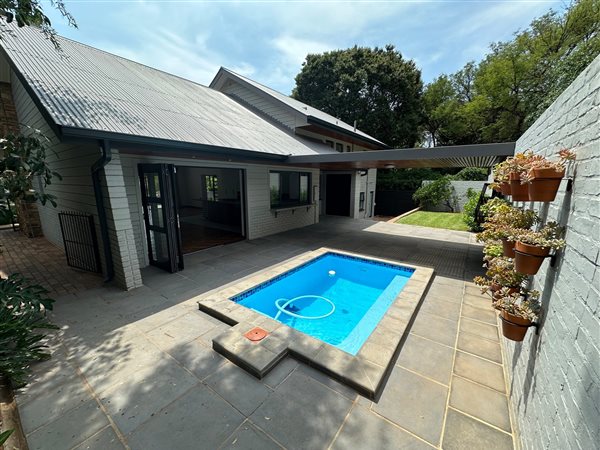 4 Bed House in Groenkloof