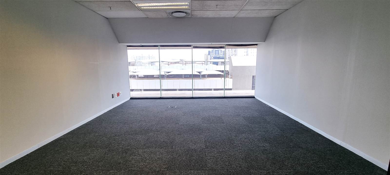 268.2  m² Commercial space in Sandown photo number 14