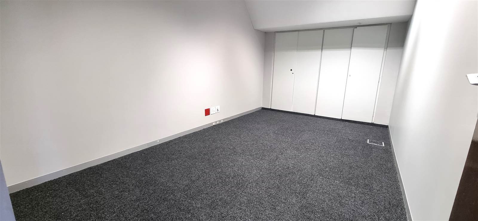 268.2  m² Commercial space in Sandown photo number 20