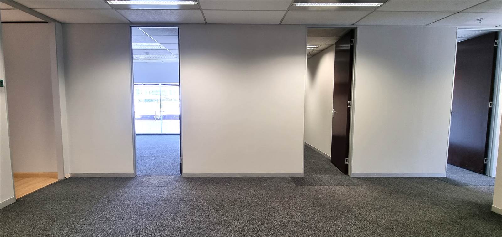 268.2  m² Commercial space in Sandown photo number 18