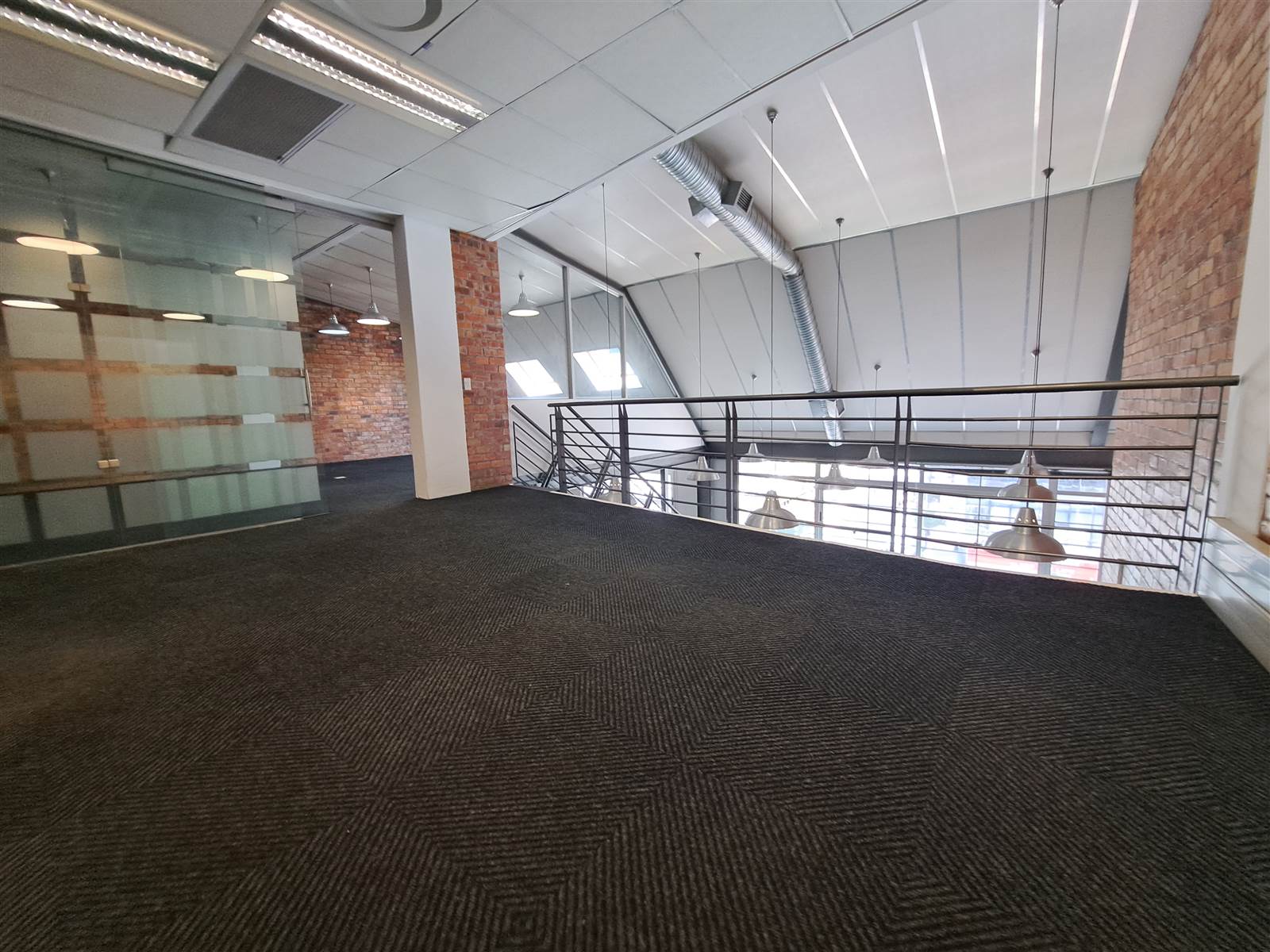 163  m² Commercial space in Green Point photo number 5