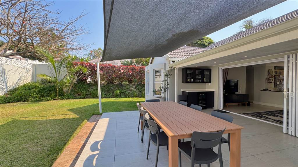 3 Bedroom Townhouse 3 Bedroom Townhouse