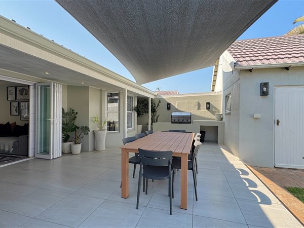 3 Bedroom Townhouse 3 Bedroom Townhouse
