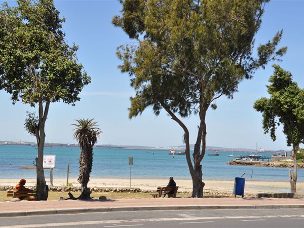 1045 m² Land available in Saldanha