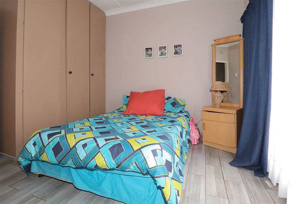 4 Bed House in Stilfontein photo number 21