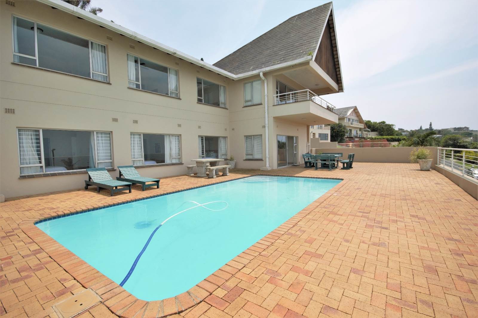 7 Bed House in Ballito photo number 2