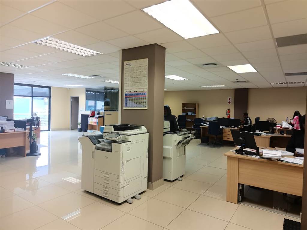 272  m² Commercial space in Umhlanga Ridge photo number 12