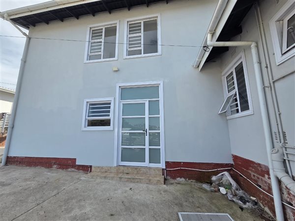 3 Bedroom House 3 Bedroom House