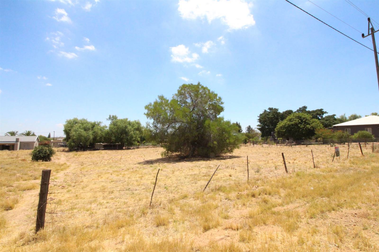 1487 m² Land available in Aurora photo number 2