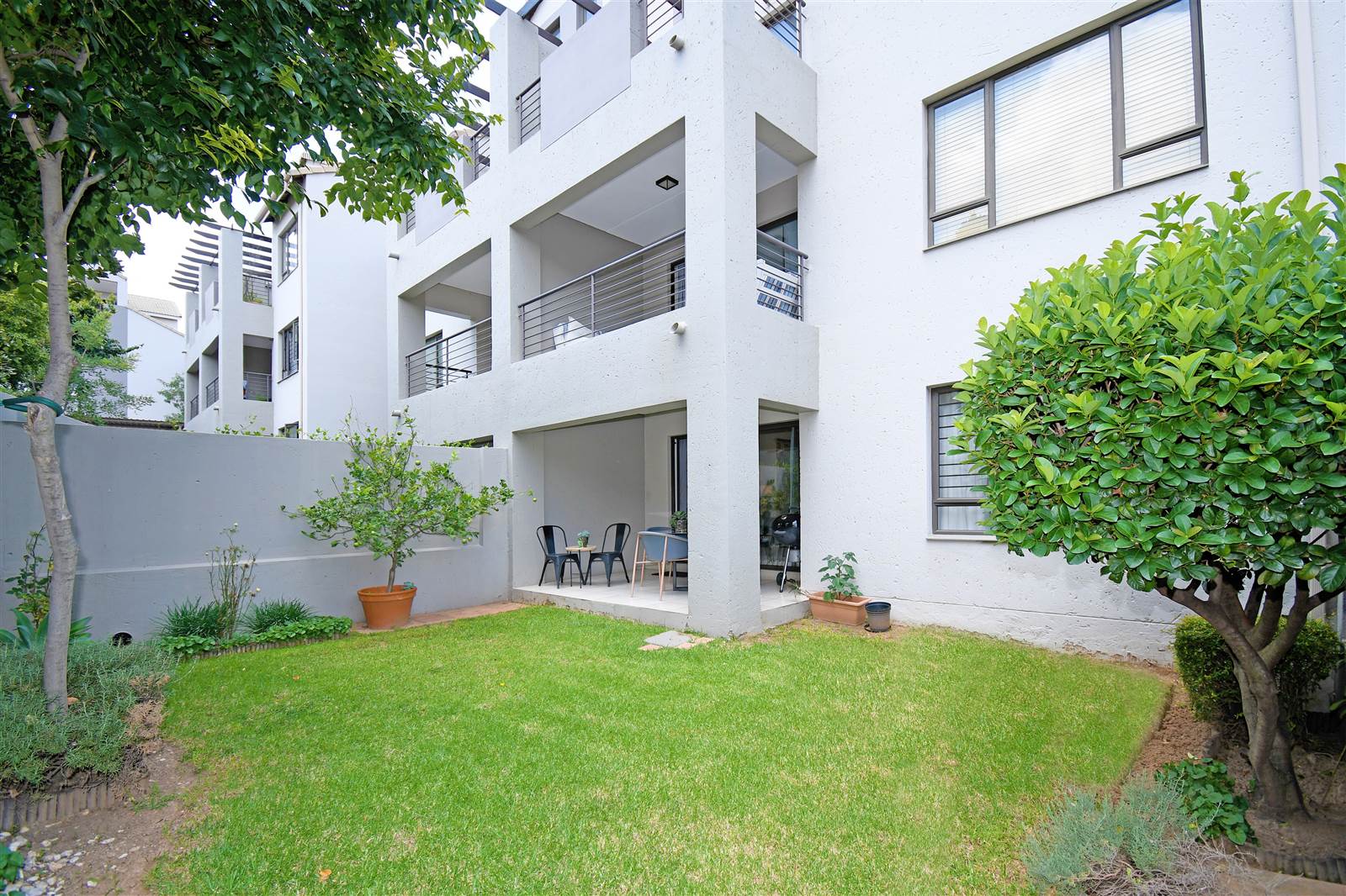 2 Bed Apartment in Bryanston photo number 29