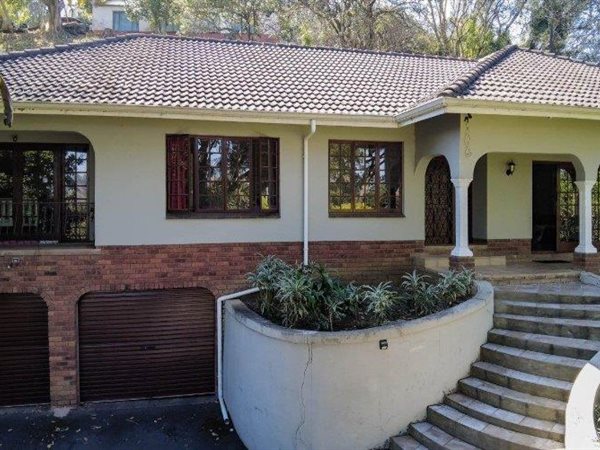 4 Bedroom House 4 Bedroom House