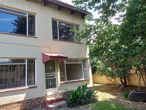 3 Bedroom Townhouse 3 Bedroom Townhouse
